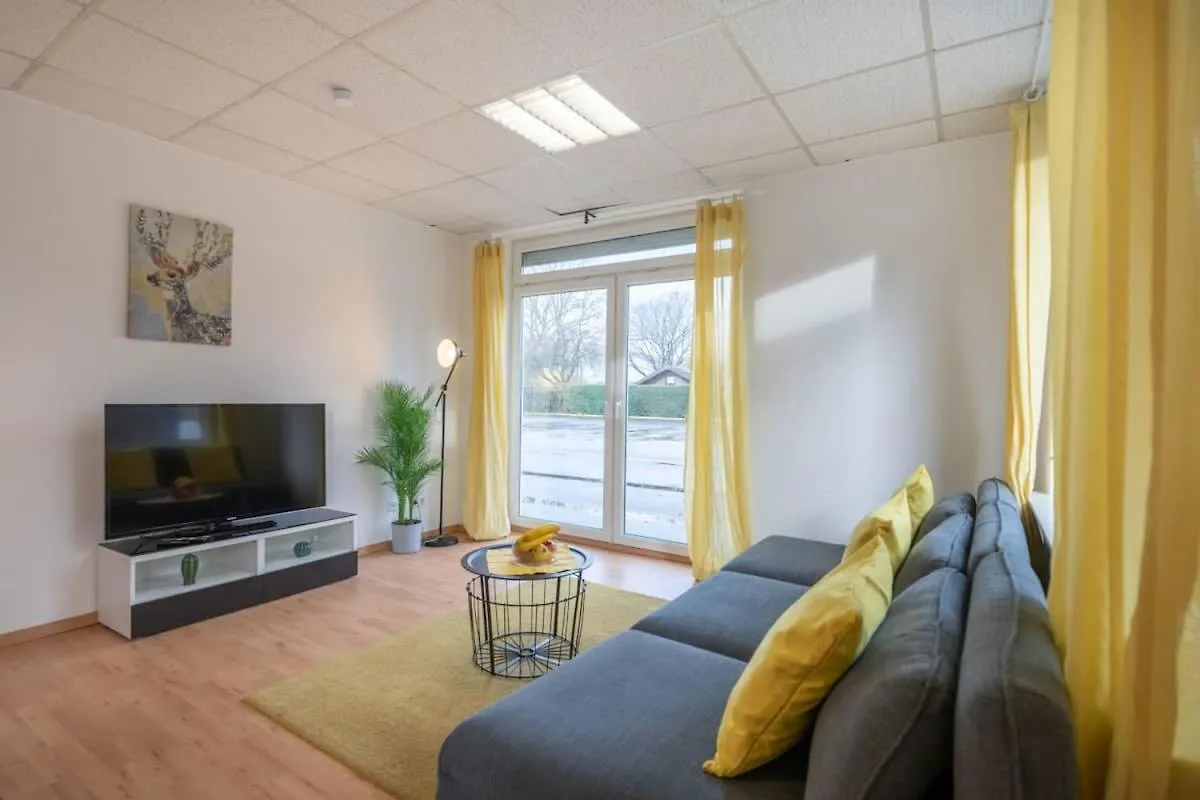 Beautiful 2 Bedroom Apartment Incl Parking Hamburg
