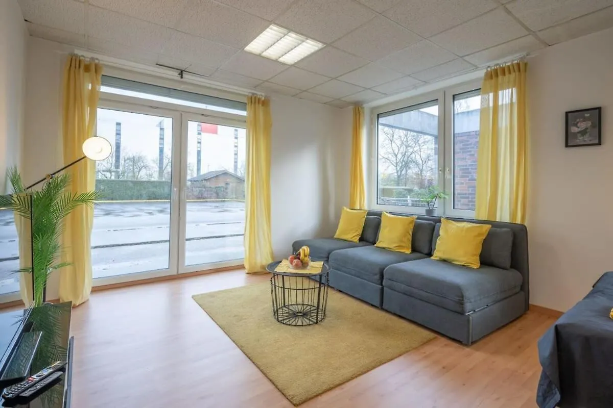 Beautiful 2 Bedroom Apartment Incl Parking Hamburg