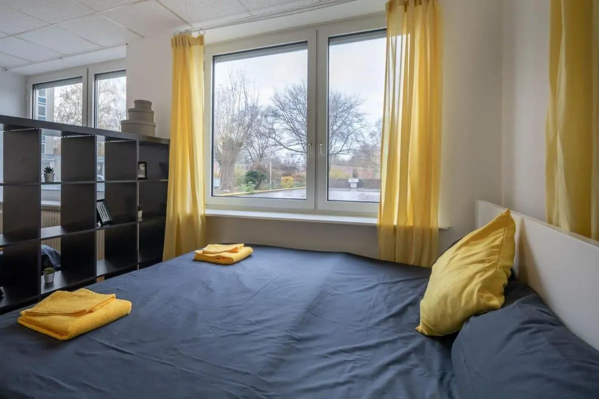 Beautiful 2 Bedroom Apartment Incl Parking Hamburg 0*,